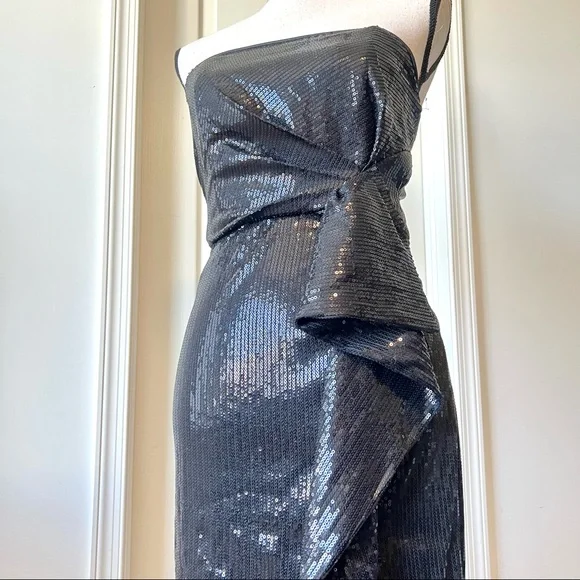 LULU’S Strapless Sequin Gown With Ruffled Waist—SZ. Small - Picture 5 of 15